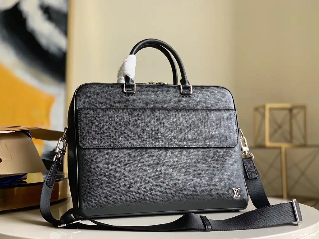 AAA Pruses Bags LOUIS BRIEFCASE ALEX VUITTON 0630